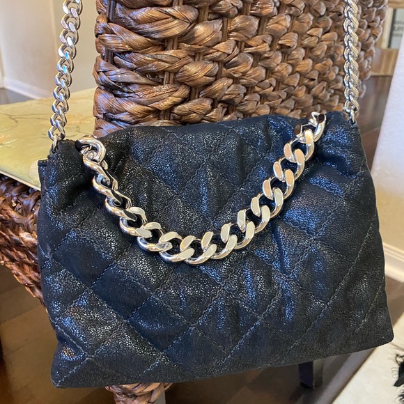 Stella McCartney Quilted Becks shoulder bag - Picture 11 of 15